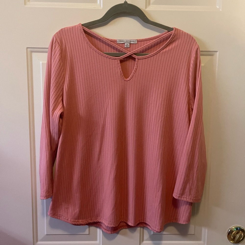 Criss cross pink top